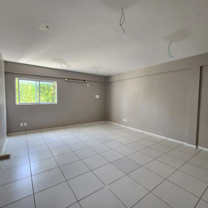 Sala comercial na Av. Homero Castelo Branco