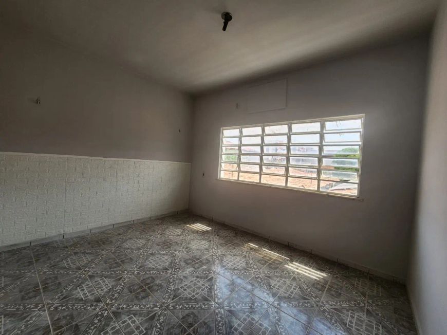 Casa duplex no bairro Ininga zona leste de Teresina, com 04 suítes, próximo a UFPI.