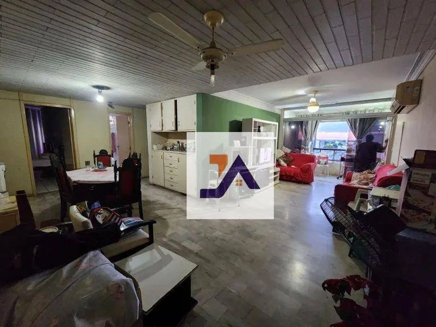 Apartamento em condomínio fechado - No bairro Centro