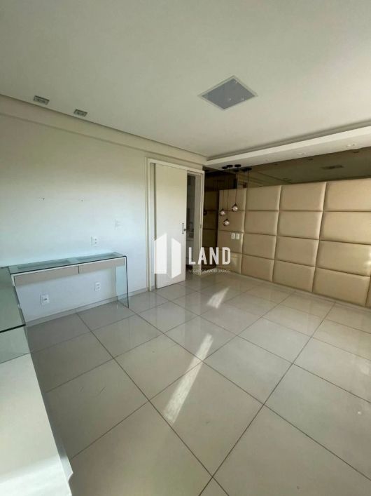 Apartamento 103m2 no Joquei