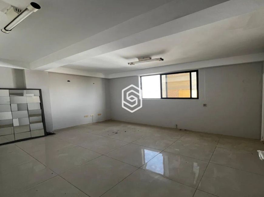 SALA COMERCIAL NO ED. SANTA ISABEL CENTRO