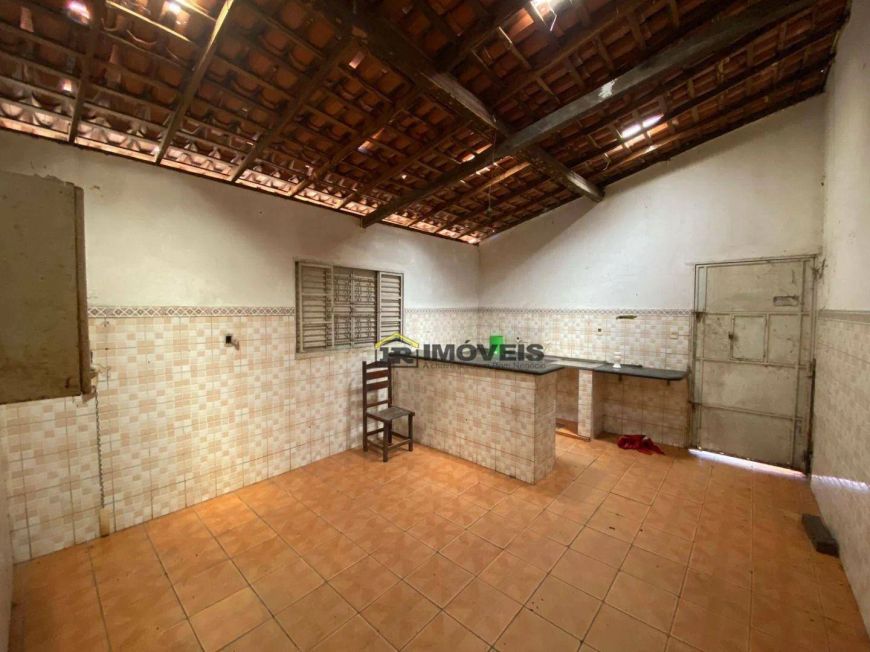 Casa Disponível Para Locação - Vermelha
