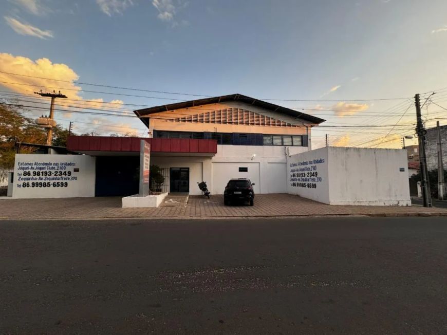 Imóvel para aluguel possui 2000 metros quadrados em Noivos - Teresina - PI