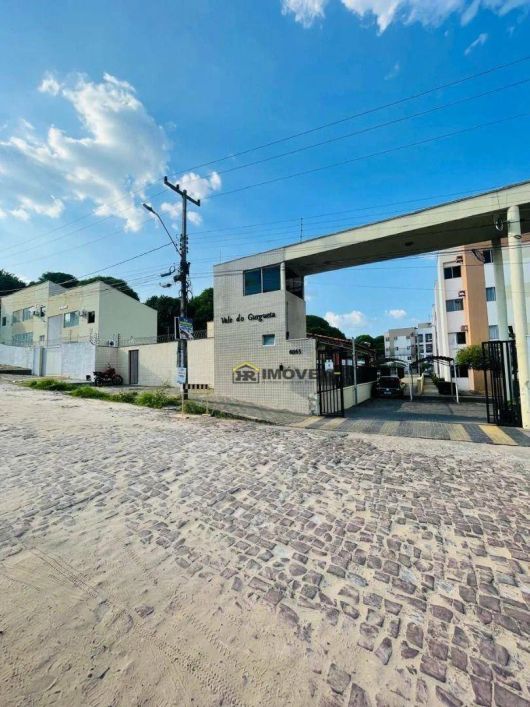 Cond. Vale do Gurgueia - Apartamento com 3 dormitórios para alugar, 65 m² por R$ 2.070/mês - Uruguai