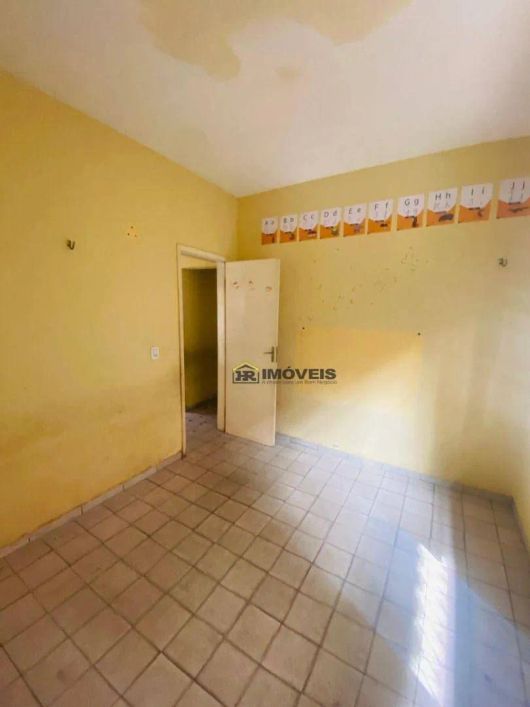 Casa com 3 dormitórios para alugar_190 m² por R$ 1.420/mês_Triunfo - Teresina/PI