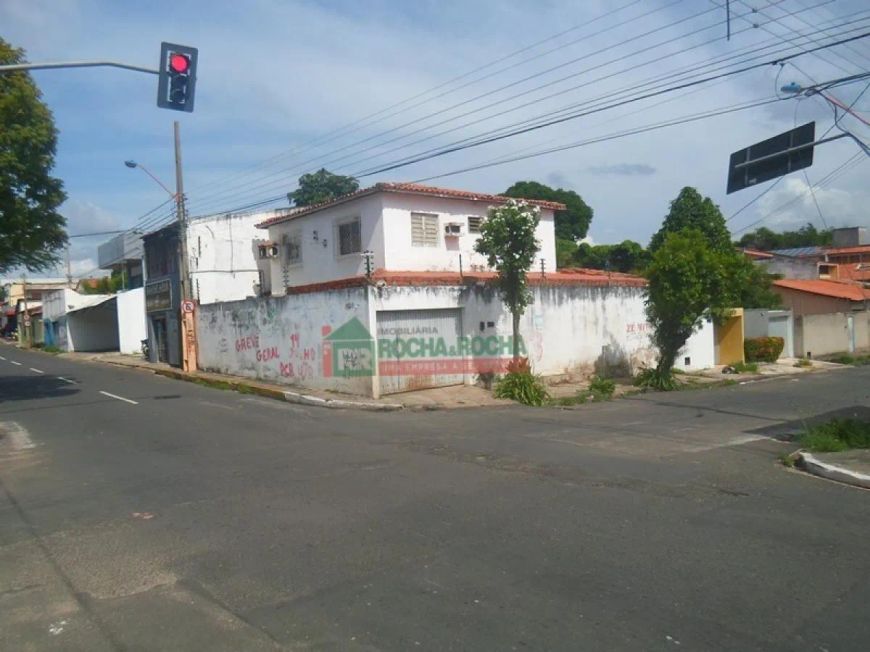 Casa para alugar com 234,00 metros quadrados no CENTRO - Teresina - Piauí