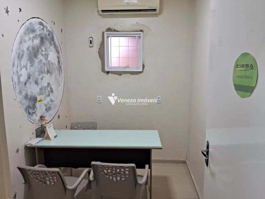 Sala comercial mobiliada no Saci para aluguel