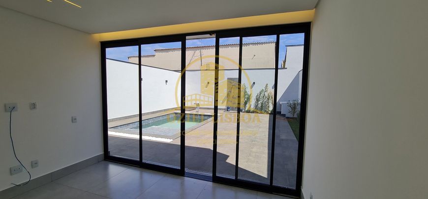 LINDÍSSIMA CASA EM CONDOMINIO RUA 04 VICENTE PIRES 3 SUÍTES PISCINA CHURRASQUEIRA ÓTIMA LOCALIZAÇÃO
