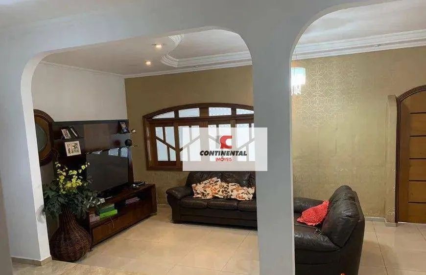 Sobrado, 230 m² - venda por R$ 900.000,00 ou aluguel por R$ 5.710,80/mês - Jardim Maria Adelaide - S