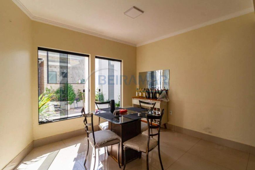 Sobrado 4 quartos, suíte, terraço à Venda na QNM 22 - Ceilândia Norte