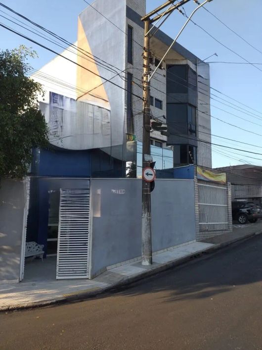 Prédio Inteiro para venda e aluguel com 250m² e 2 vagas em São Bernado do Campo