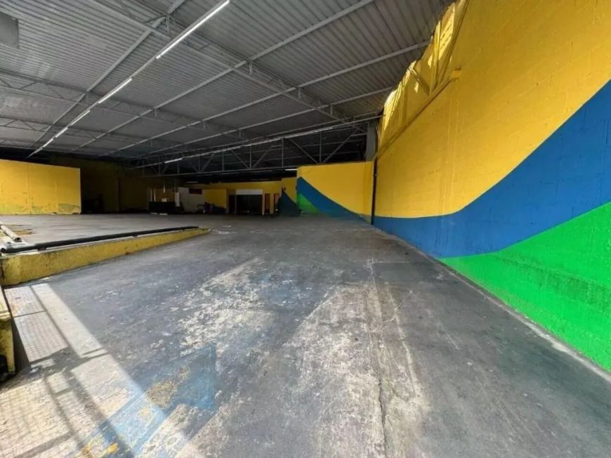 Salão para locação - Av. Faria Lima - 1100 m² - Estacionamento para 30 veiculos