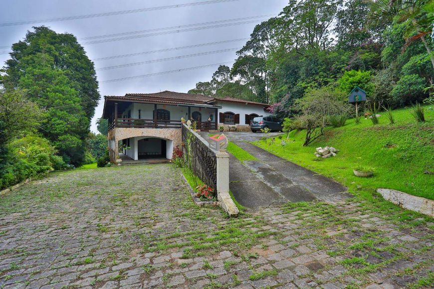 Casa para locação com 891 metros de área total no Riacho Grande - São Bernardo do Campo/SP
