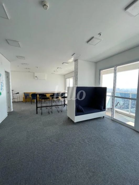 Comercial para alugar no(a) Vila Baeta Neves