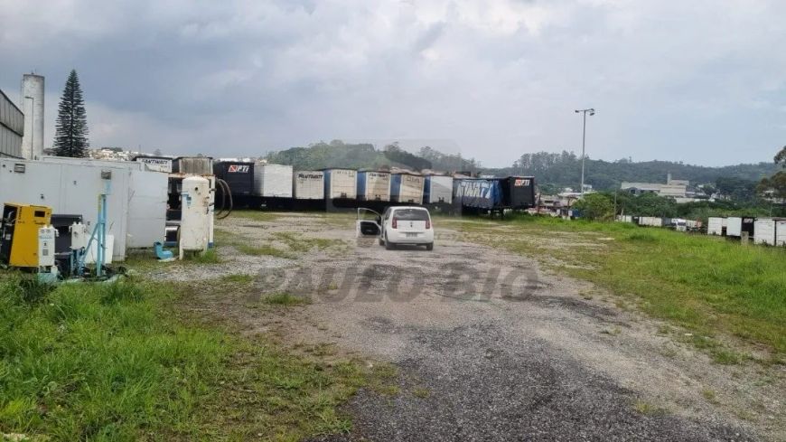 Pátio com portaria 24 horas disponível para locação em São Bernardo do Campo
