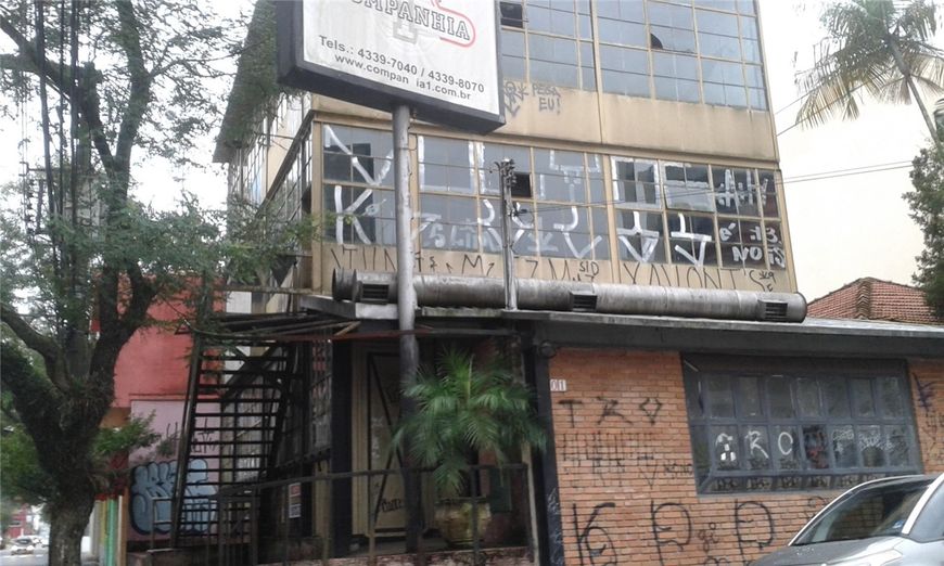 Prédio de 300m² no Centro de São Bernardo do Campo/SP.
