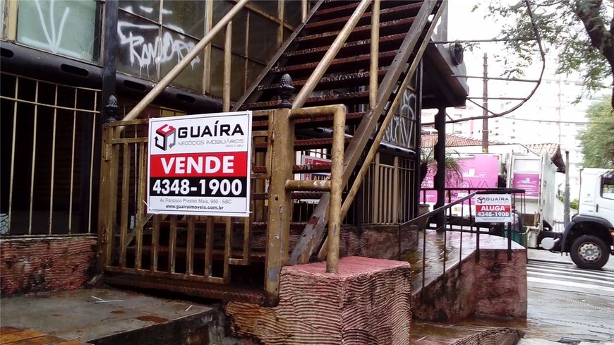 Prédio de 300m² no Centro de São Bernardo do Campo/SP.