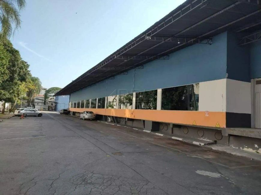 GALPÃO PARA LOCAÇÃO COM LOCALIZAÇÃO PRIVILEGIADA