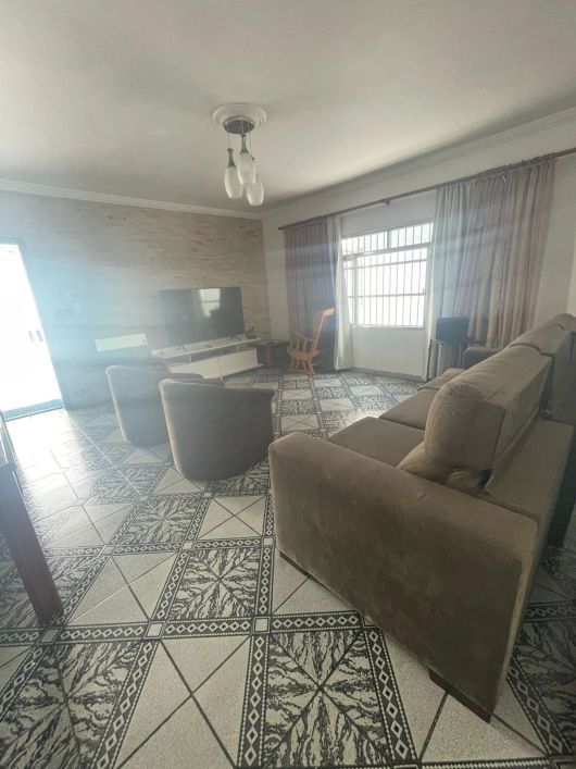 Casa térrea para aluguel com 3 dormitórios