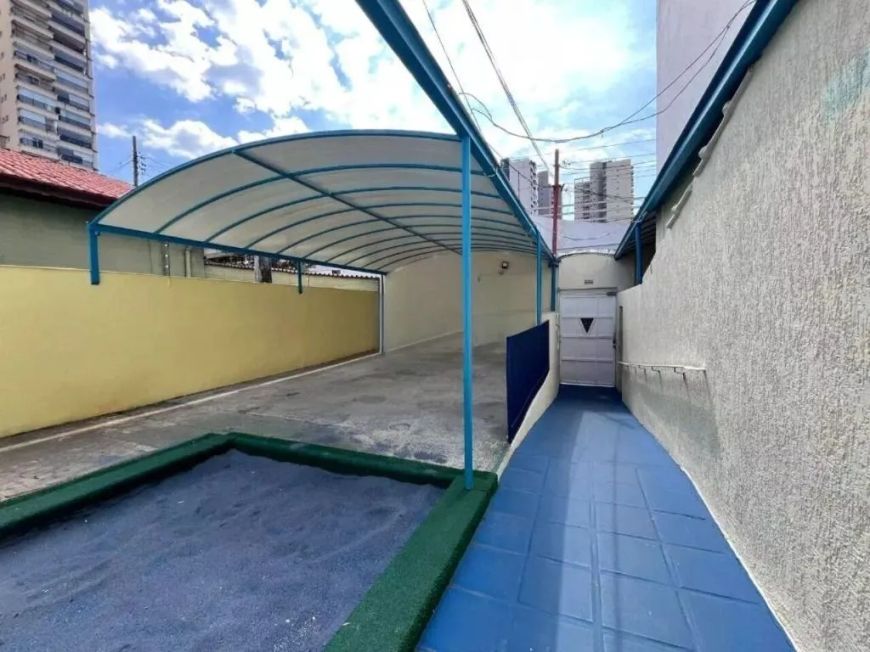 Sobrado comercial para alugar Nova Petropolis 438m2, 8 salas, 2 banheiros, porão com 2 salas,4 vagas
