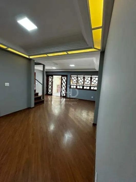 Sobrado à Venda, com 380m², 6 Quartos, 3 Suítes, Área Gourmet, Jordanópolis, São Bernardo do Campo