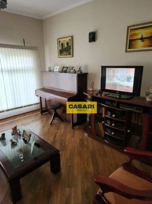 Casa com 4 dormitórios para alugar, 224 m² - Jardim do Mar - São Bernardo do Campo/SP