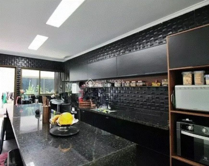 Sobrado 3 suites, 292 metros!