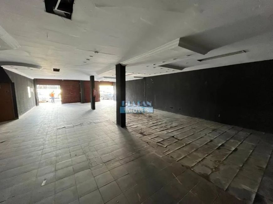 Aluga-se Ampla Loja com Mezanino na Comercial em Taguatinga Norte de 440m²
