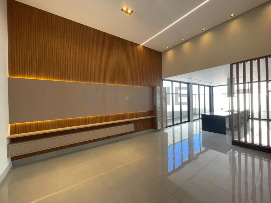 Casa de Condomínio com 3 Quartos à venda, 400m² - Ponte Alta Norte