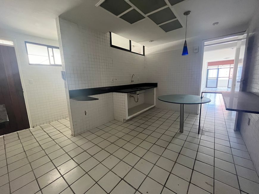 Apartamento no Miramar com 152m2 excelente localização