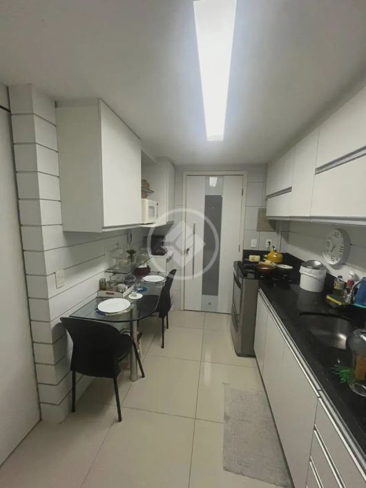 APARTAMENTO NO JARDIM OCEANIA / POUCOS METRO DO MAR