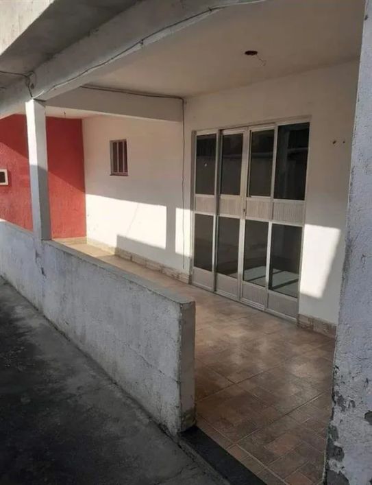 0 - Casa 4 quartos, sendo 1 suíte