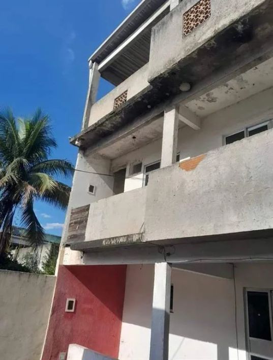 0 - Casa 4 quartos, sendo 1 suíte
