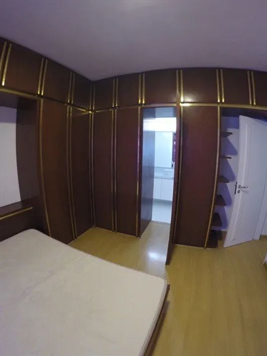 Apartamento para venda com 245 metros quadrados com 3 quartos