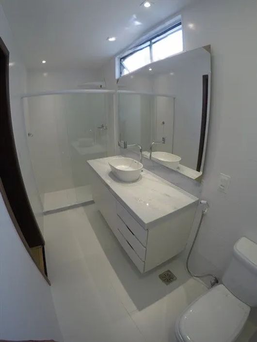 Apartamento para venda com 245 metros quadrados com 3 quartos