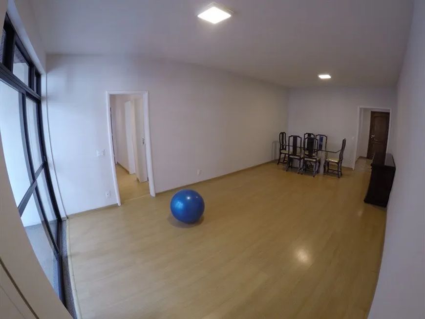 Apartamento para venda com 245 metros quadrados com 3 quartos