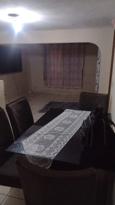 Imóvel para venda possui 100 metros quadrados com 3 quartos em Paraíso - Nova Iguaçu - RJ