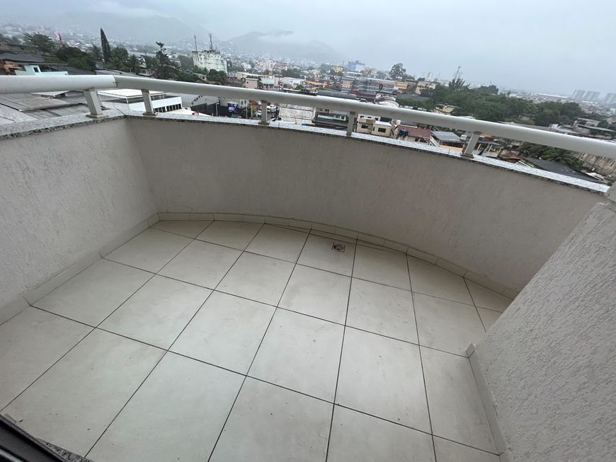 Apartamento para aluguel com 76 metros quadrados com 2 quartos