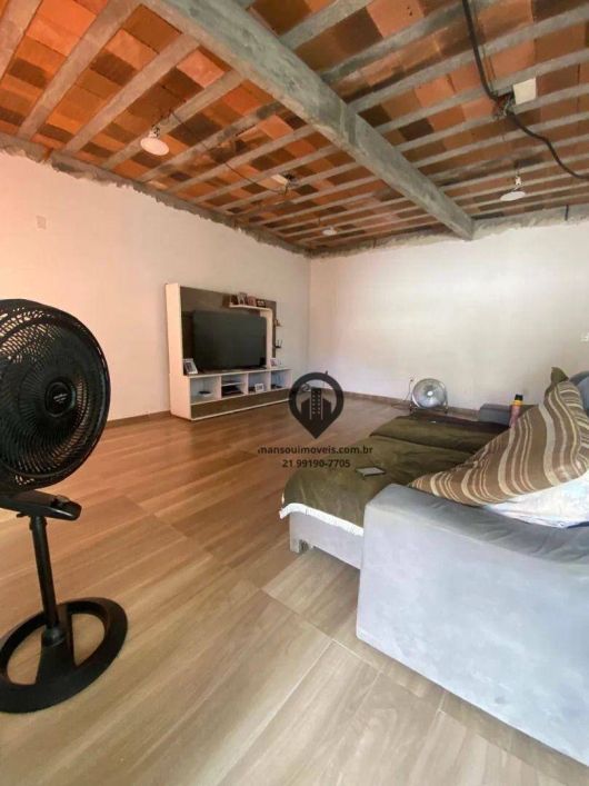 Casa com 2 quartos à venda por R$ 300.000 - Prados Verdes - Nova Iguaçu/RJ