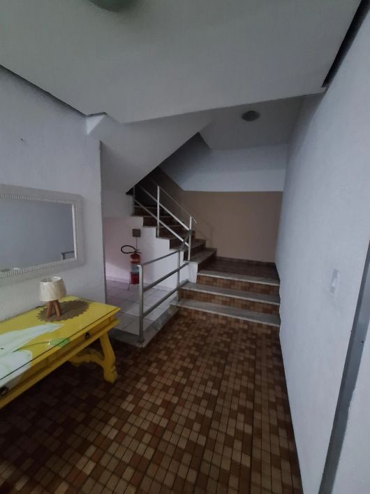 Imóvel para venda possui 84 metros quadrados com 2 quartos em Califórnia - Nova Iguaçu - RJ