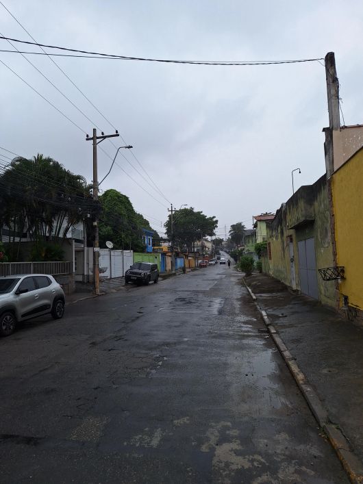 Imóvel para venda possui 84 metros quadrados com 2 quartos em Califórnia - Nova Iguaçu - RJ
