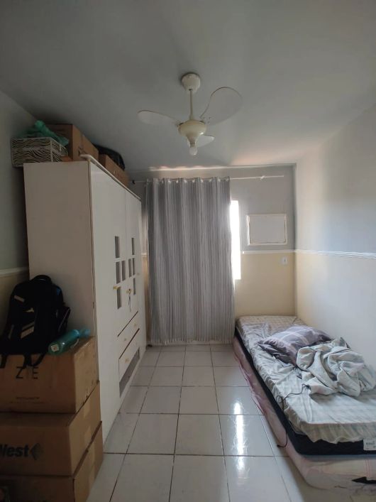 Excelente casa com quintal no Valverde - 2 quartos - Aceita financiamento