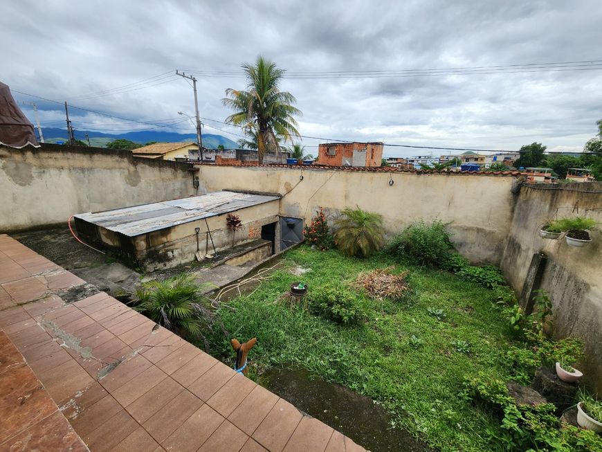 Casa Ampla com quintal e área gourmet. Aceita financiamento
