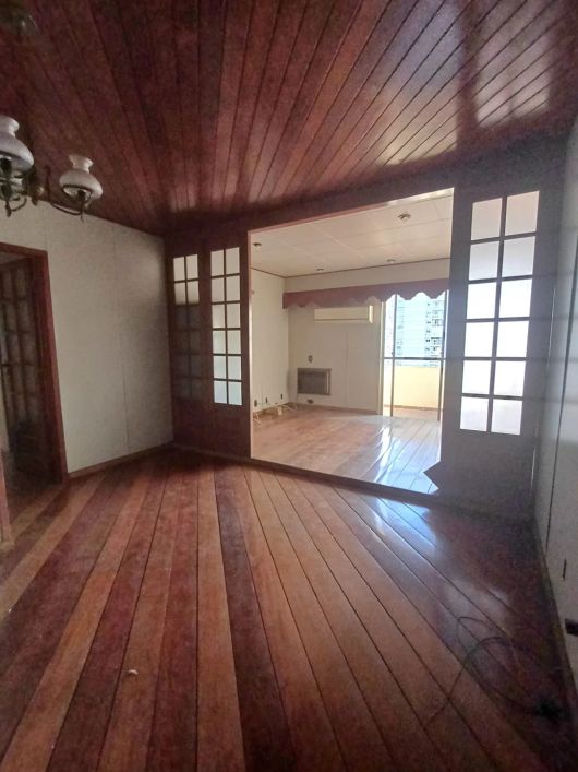 Apartamento para alugar com 3 quartos no centro de Nova Iguaçu