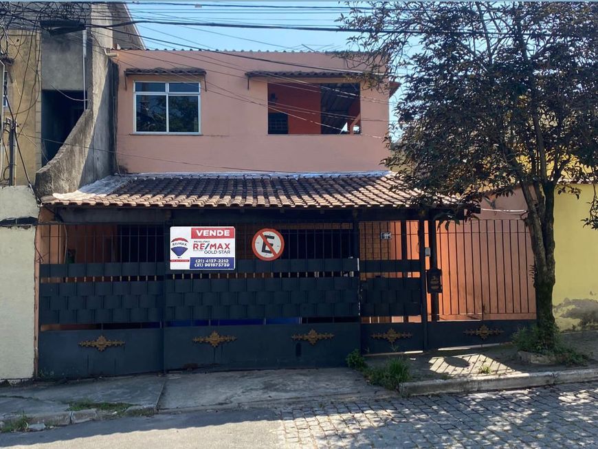 Casa duplex com 2 quartos e 1 suíte - Centro de Nova Iguaçu