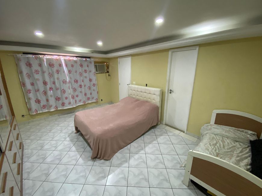 Casa duplex com 2 quartos e 1 suíte - Centro de Nova Iguaçu