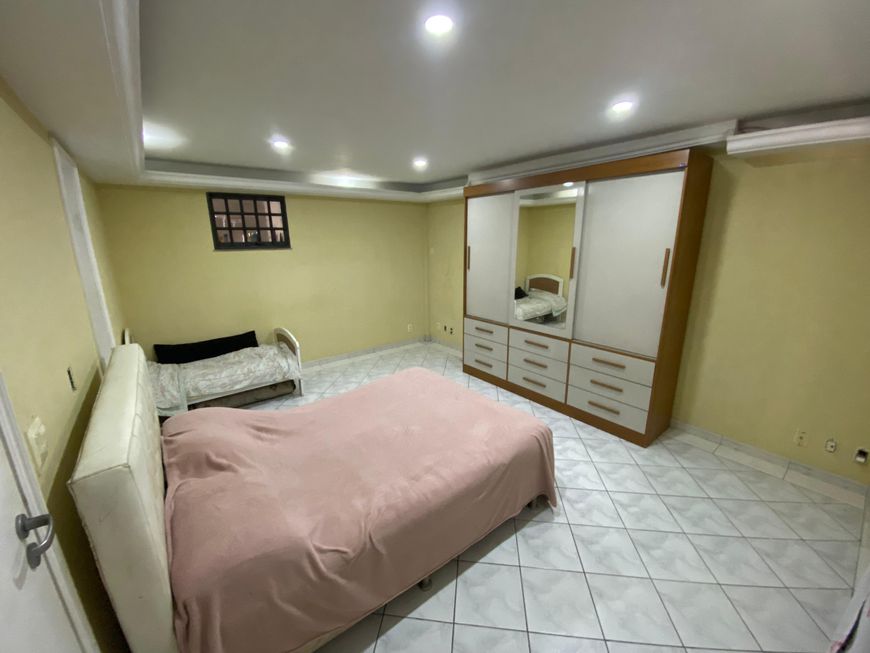 Casa duplex com 2 quartos e 1 suíte - Centro de Nova Iguaçu