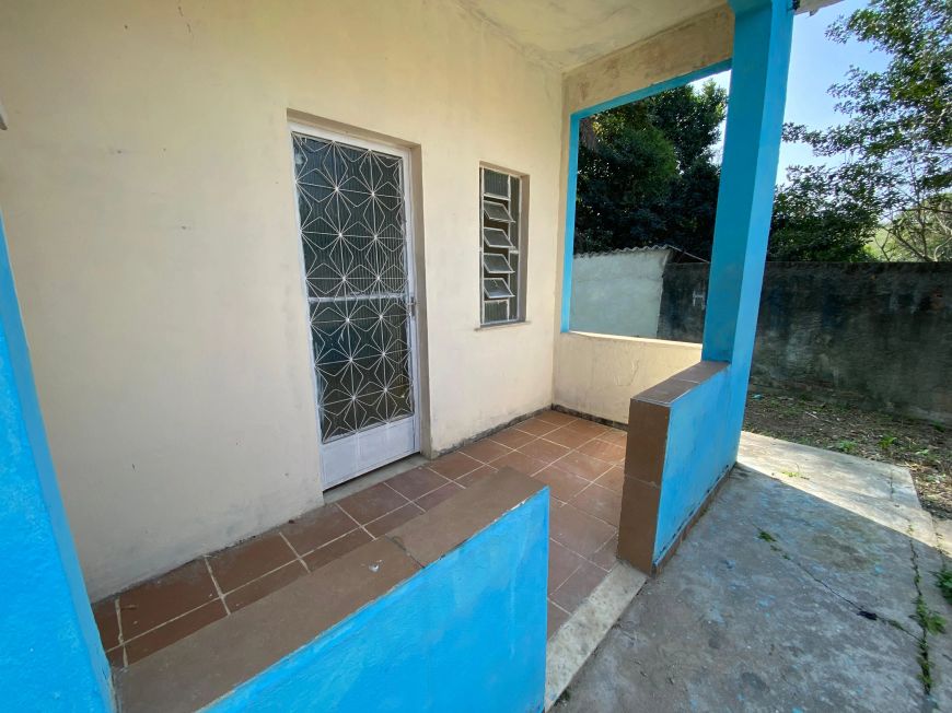 Casa com 2 Quartos e 1 banheiro à Venda, 67 m² por R$ 120.000