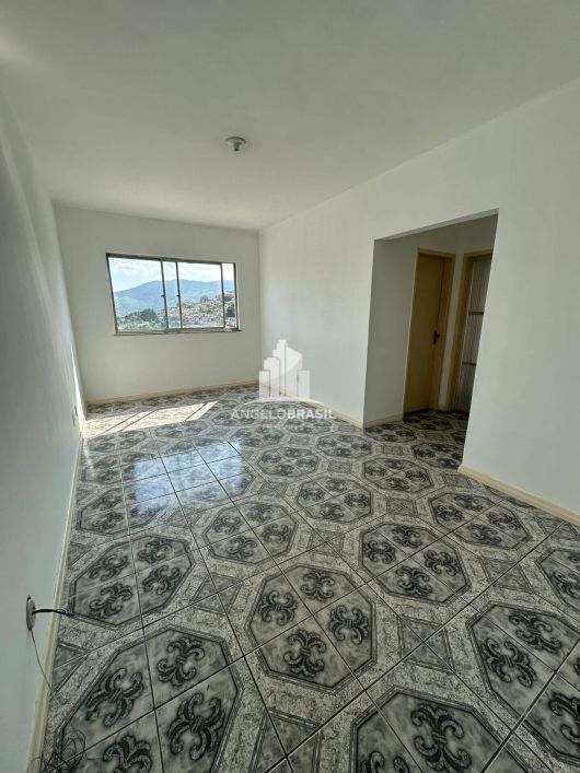 Apartamento com 2 quartos, 8° andar. Maria Hadad