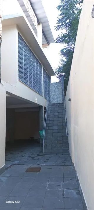 0 - Casa 3 quartos, sendo 2 suítes